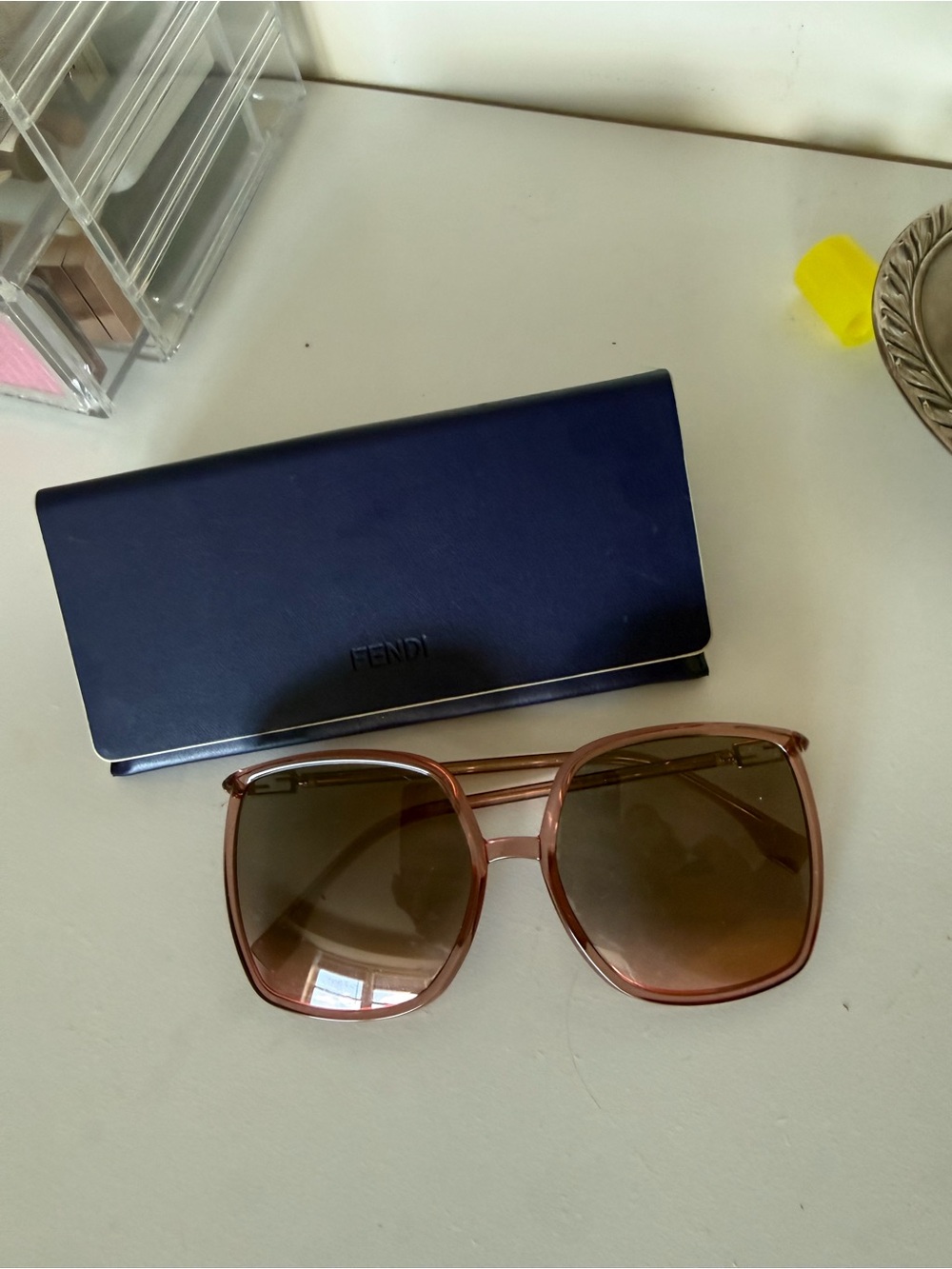 Fendi Women’s pink Gradient Square Sunglasses